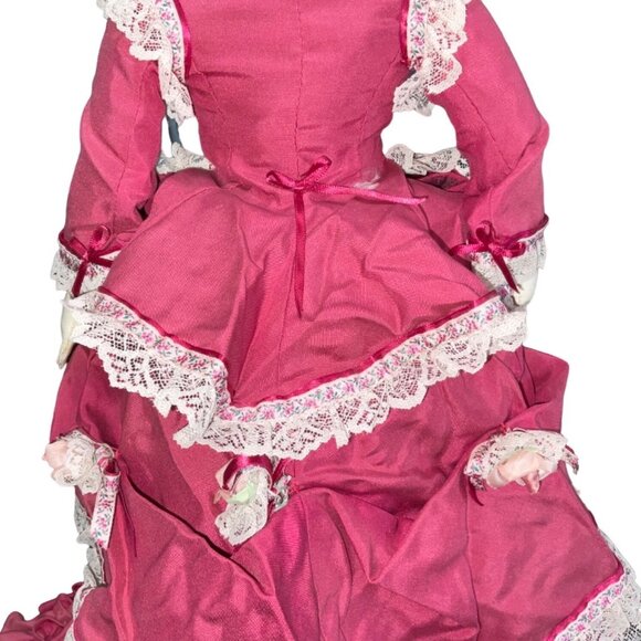 Victorian Porcelain Doll With Pink Lace Dress & Blonde Curls - Picture 10 of 16